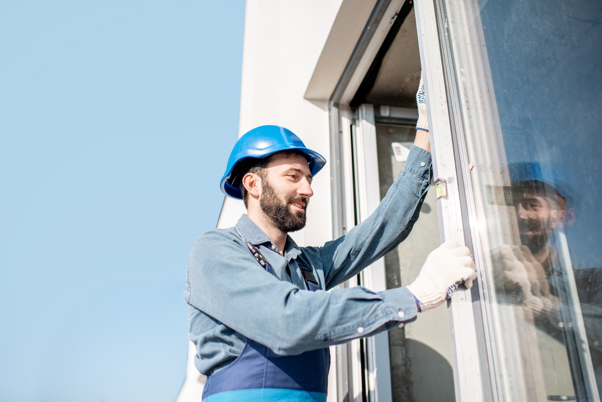 Workman mounting windows